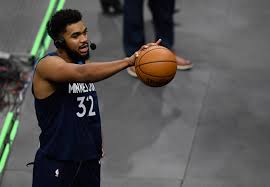 Karl-Anthony Towns si è infortunato in alcune partite fuori stagione